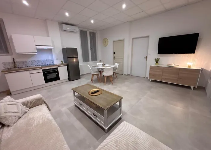 Le Diamant Apartment